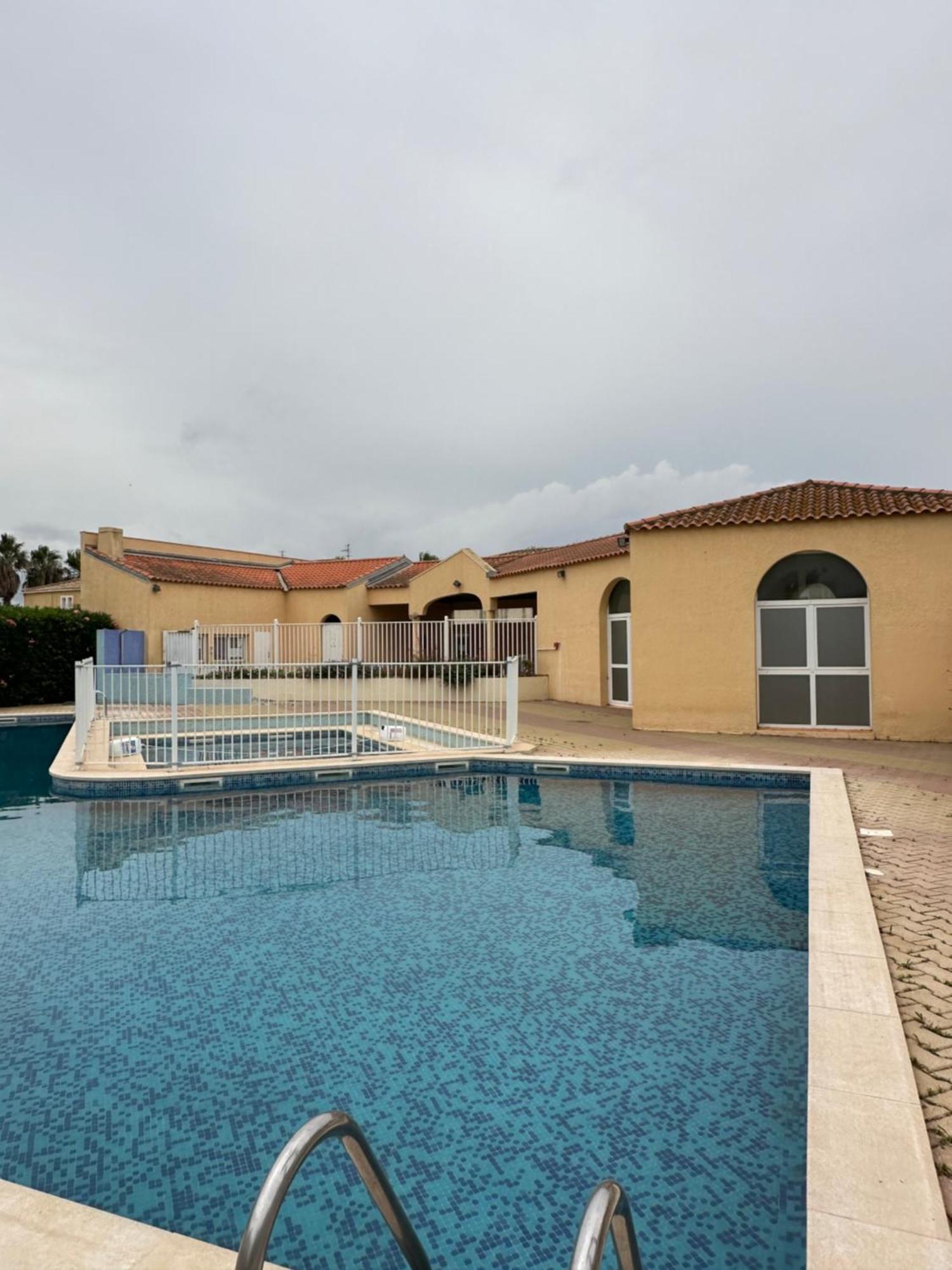 T2 RDC à Canet en Roussillon Europa 5 pers ,clim, piscine, tennis, parking Exterior foto